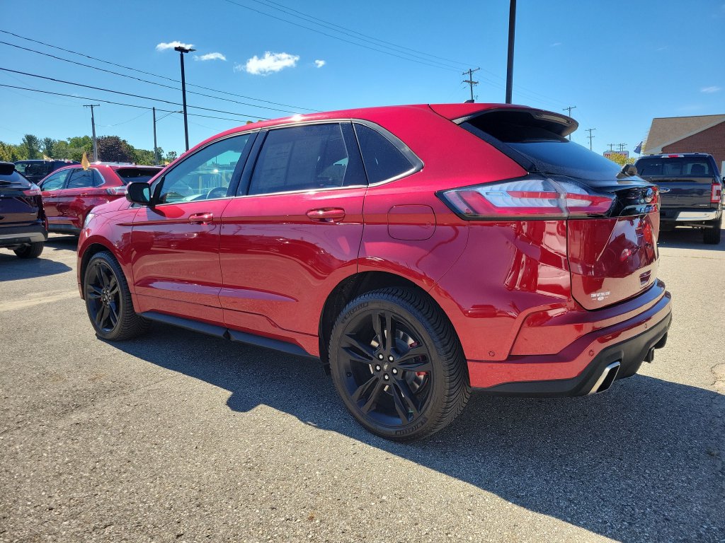Certified 2023 Ford Edge ST w/ Equipment Group 401A AWD/4WD image 3