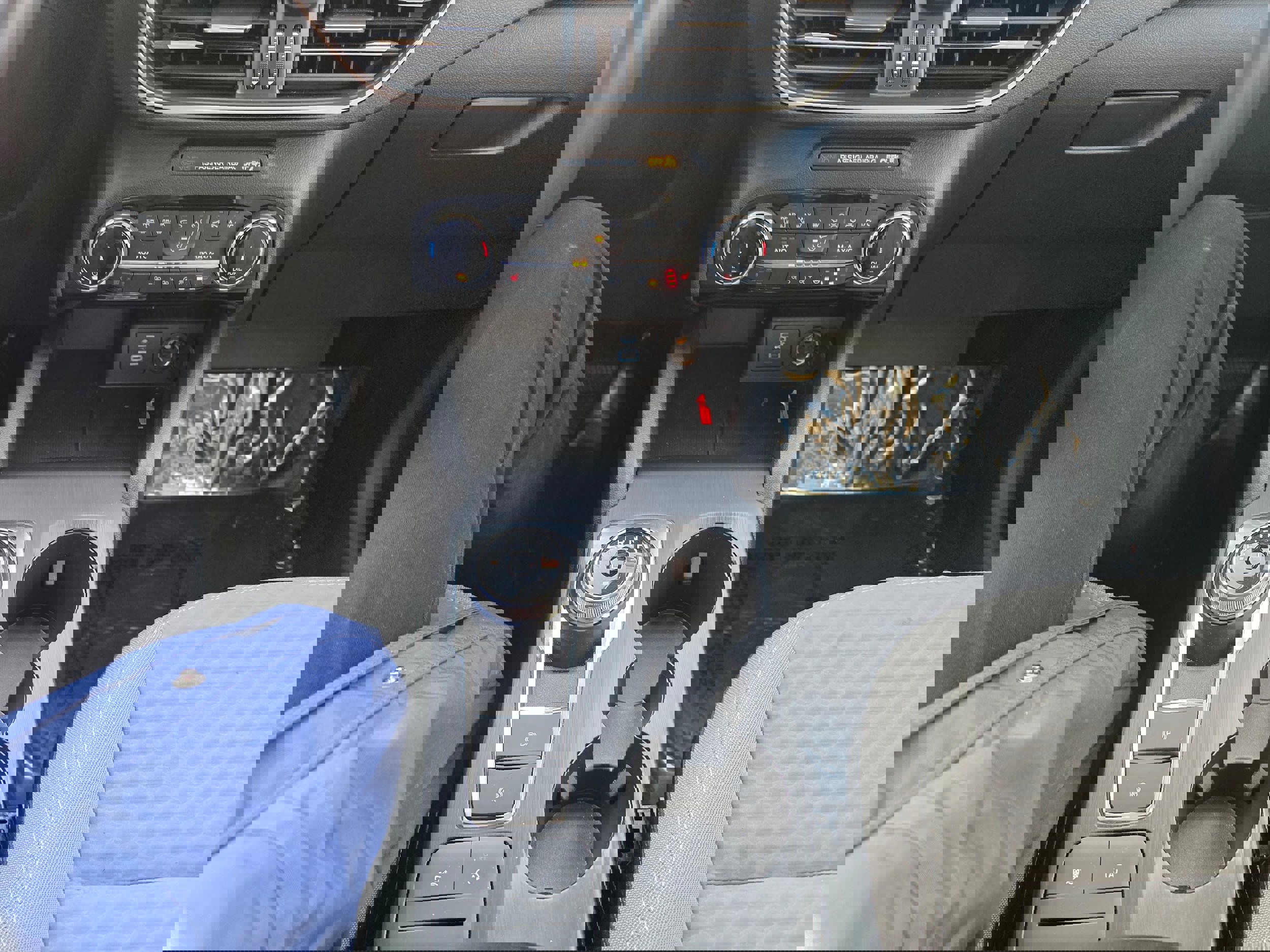 Certified 2022 Ford Escape SE w/ Convenience Package image 10