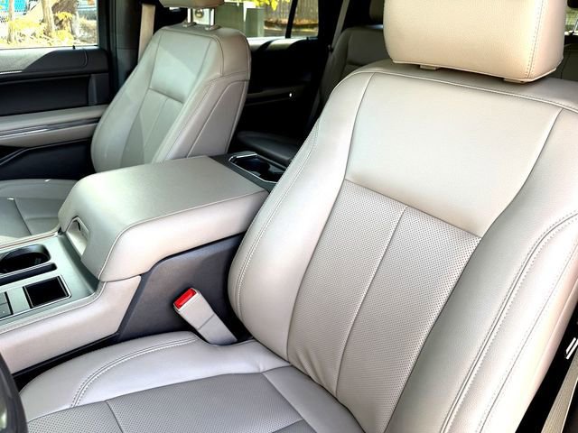 Certified 2021 Ford Expedition XLT image 10