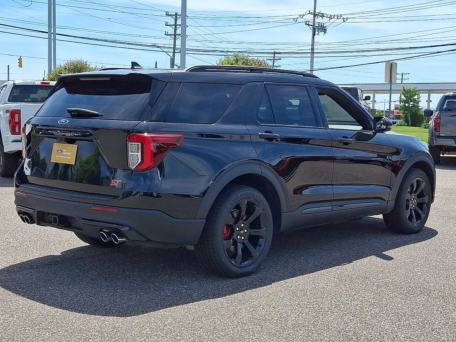 Certified 2023 Ford Explorer ST w/ Equipment Group 401A AWD/4WD image 11