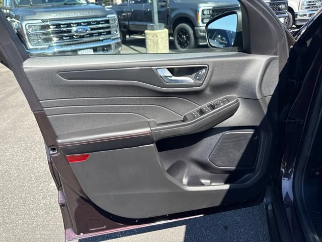 Certified 2023 Ford Escape ST-Line w/ Tech Pack #1 FWD image 13