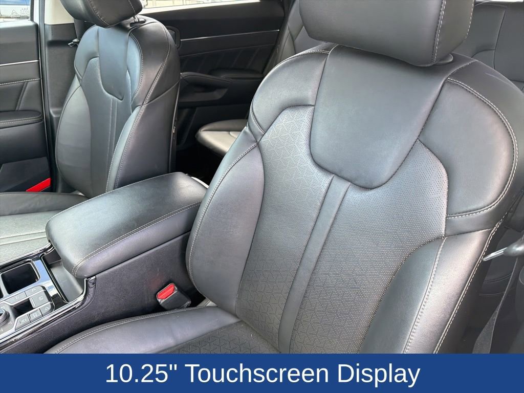 Used 2023 Kia Sorento SX image 22
