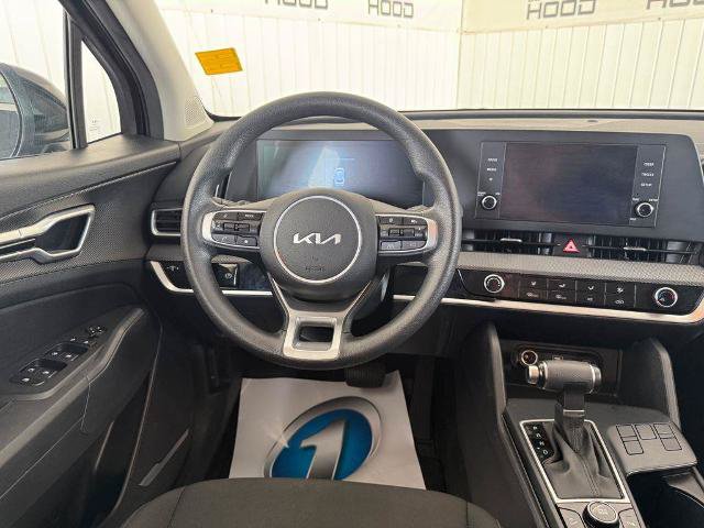 Used 2025 Kia Sportage LX FWD image 19
