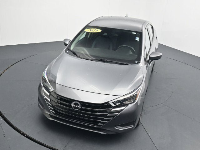 Used 2025 Nissan Versa SV FWD image 27
