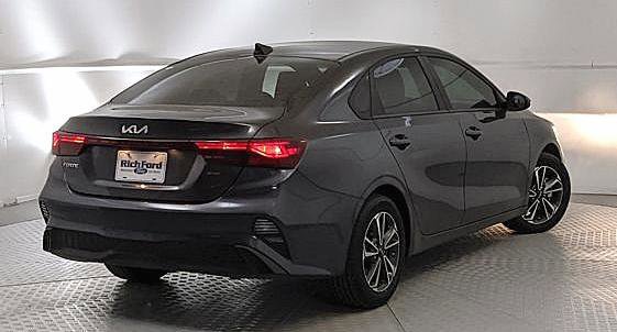 Used 2024 Kia Forte LXS image 4