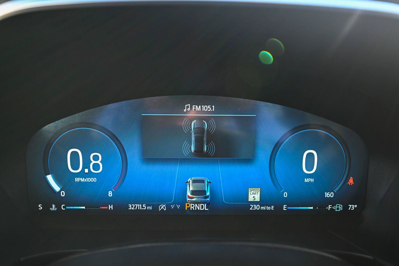 Certified 2025 Ford Escape Platinum AWD/4WD image 40