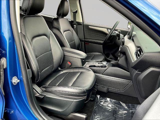 Certified 2022 Ford Escape SEL AWD/4WD image 33