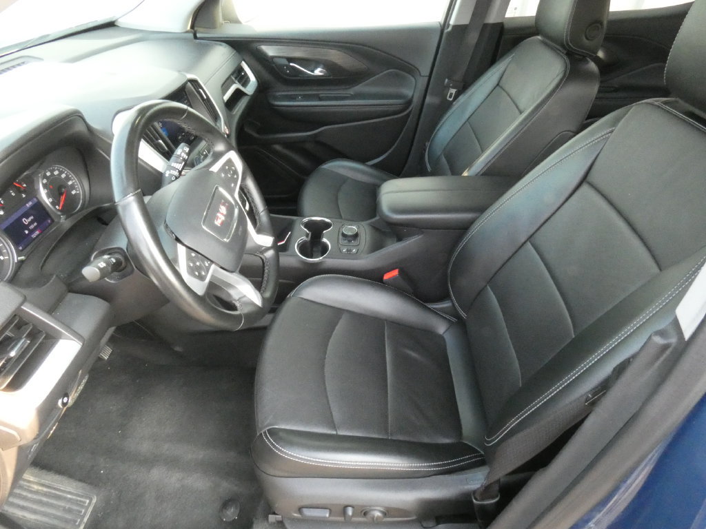 Used 2024 GMC Terrain SLT AWD/4WD image 6