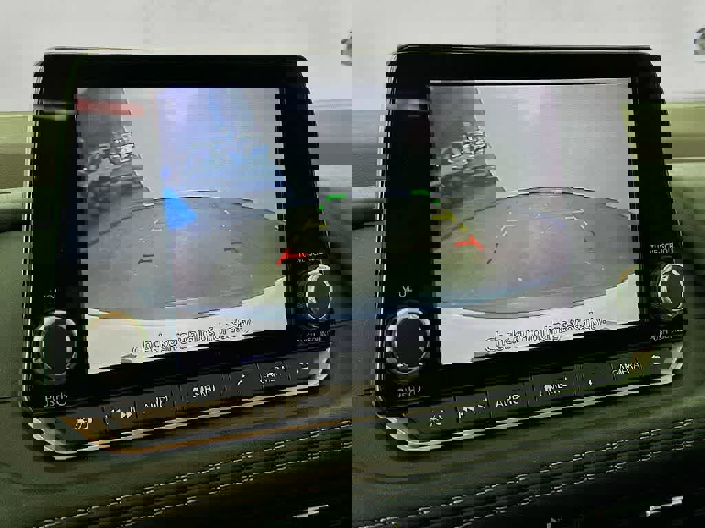 Used 2022 Nissan Rogue SV image 27