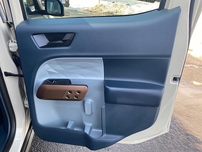 Certified 2024 Ford Maverick Lariat w/ FX4 Off-Road Package image 40