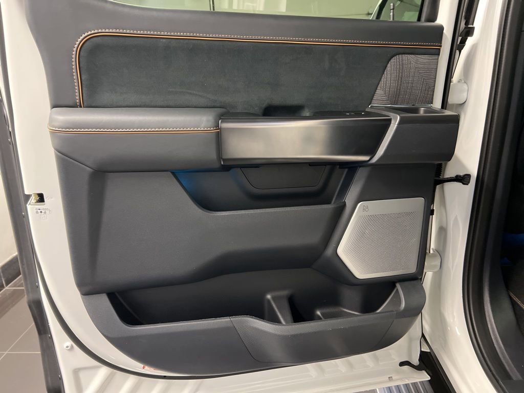 Certified 2022 Ford F150 Platinum w/ Equipment Group 701A High image 37