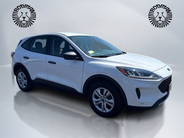 Certified 2022 Ford Escape S AWD/4WD image 3