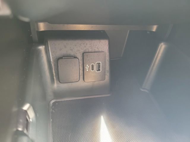 Certified 2025 Ford Explorer ST image 25