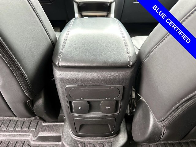 Certified 2024 Ford Explorer XLT w/ Equipment Group 202A AWD/4WD image 10