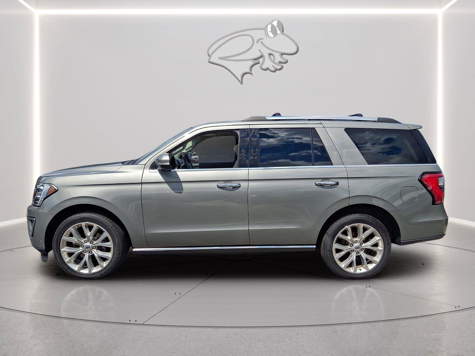 Certified 2019 Ford Expedition Limited w/ Equipment Group 302A AWD/4WD image 2