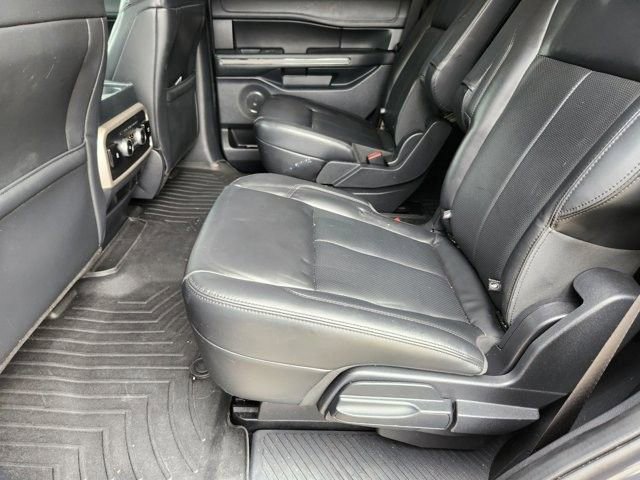 Certified 2022 Ford Expedition XLT image 30