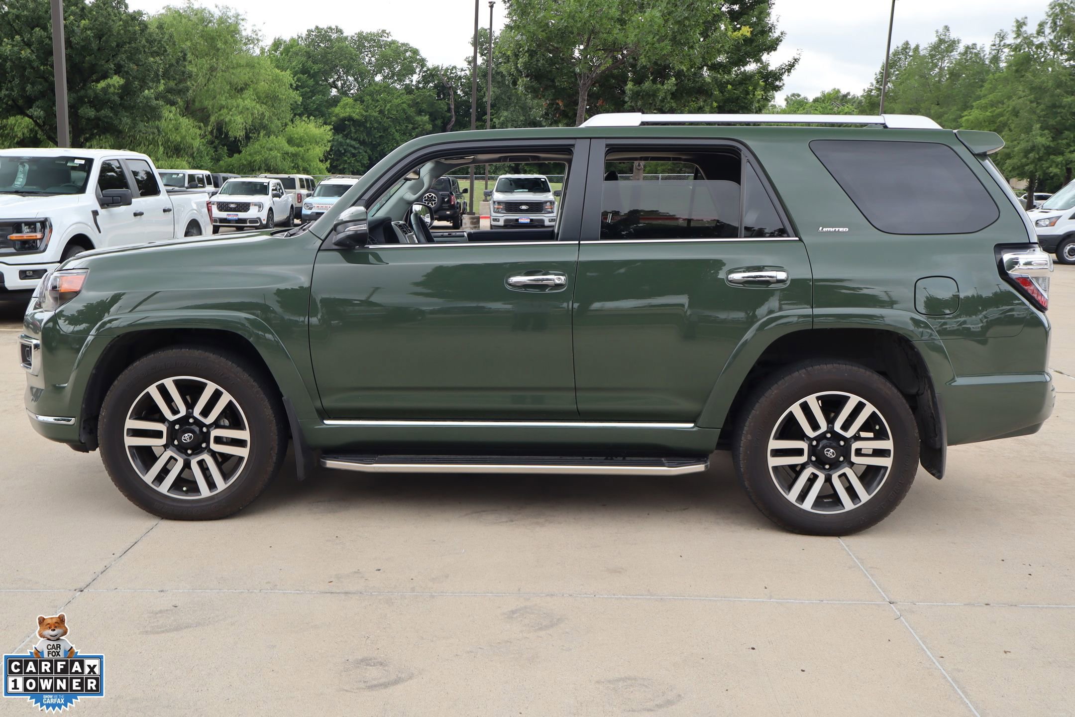 Used 2022 Toyota 4Runner Limited AWD/4WD image 7