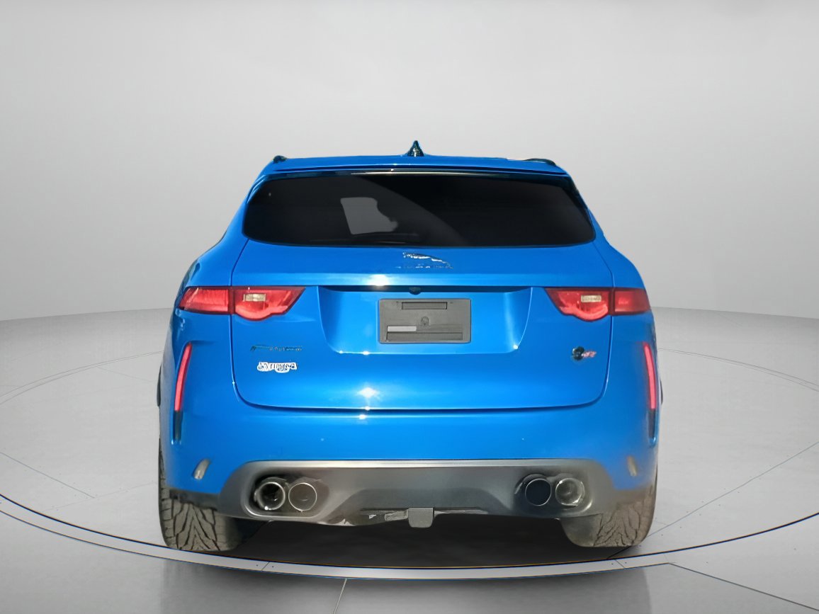 Used 2020 Jaguar F-PACE SVR image 16