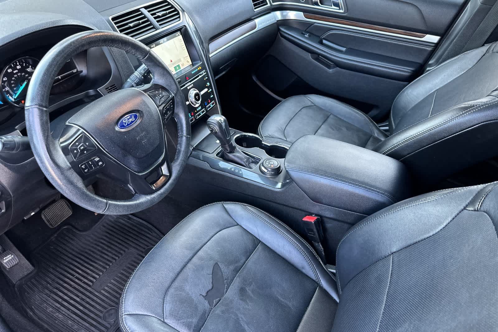 Certified 2018 Ford Explorer Limited w/ Equipment Group 301A AWD/4WD image 11