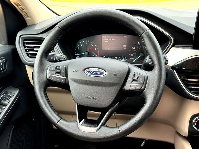 Certified 2020 Ford Escape SEL FWD image 25