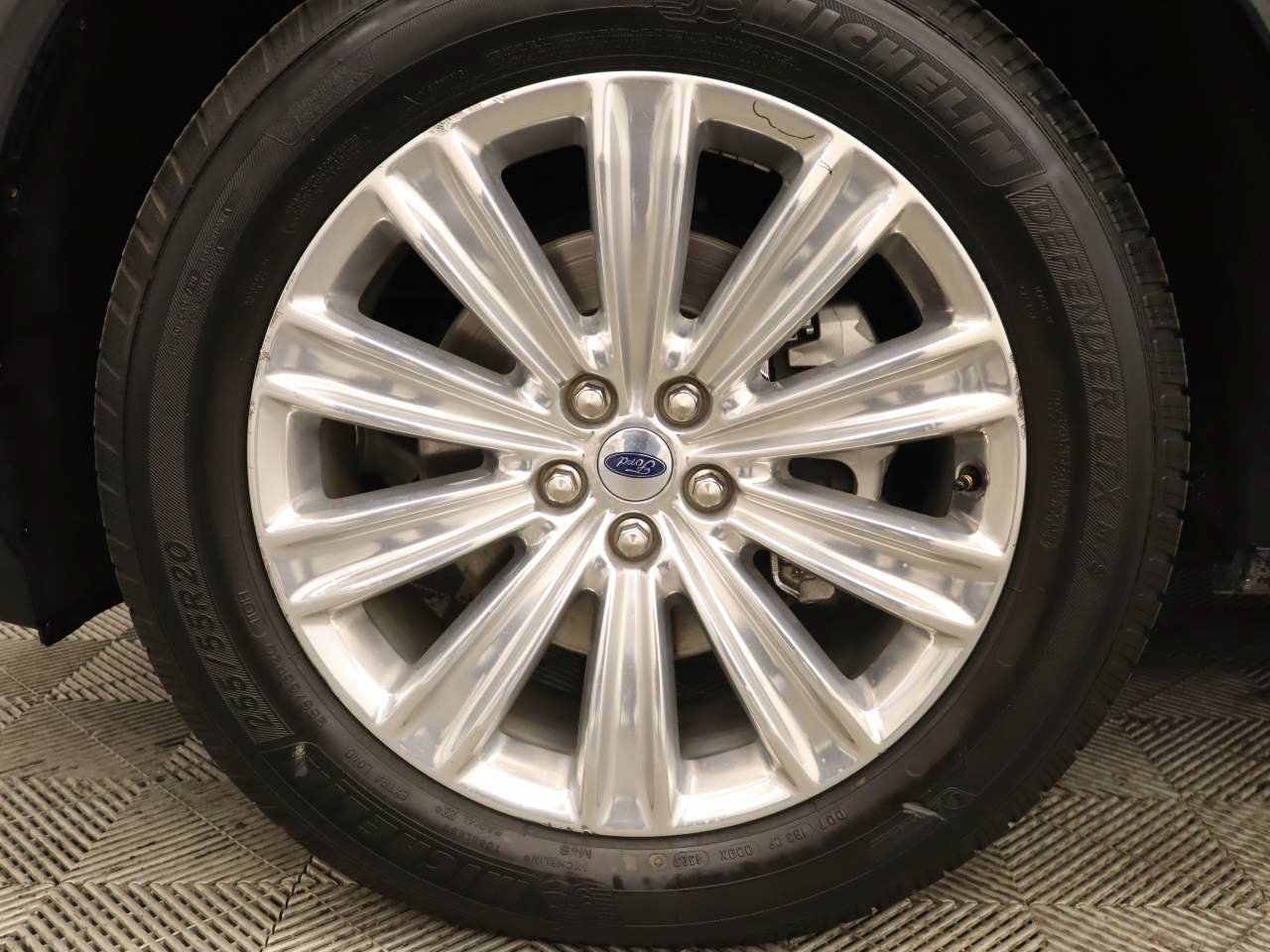 Certified 2020 Ford Explorer Limited AWD/4WD image 6