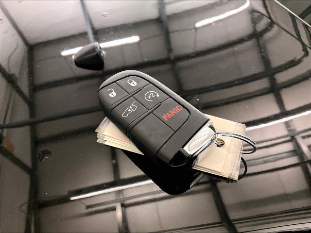 Used 2022 Jeep Compass Latitude w/ Convenience Group AWD/4WD image 9