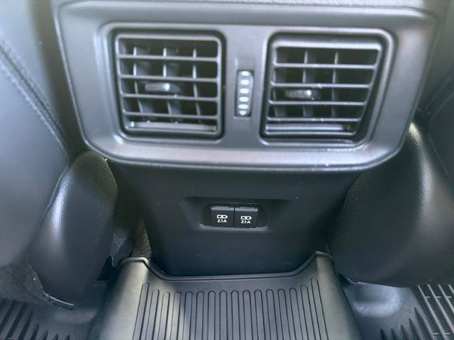 Used 2020 Toyota RAV4 XLE Premium AWD/4WD image 21