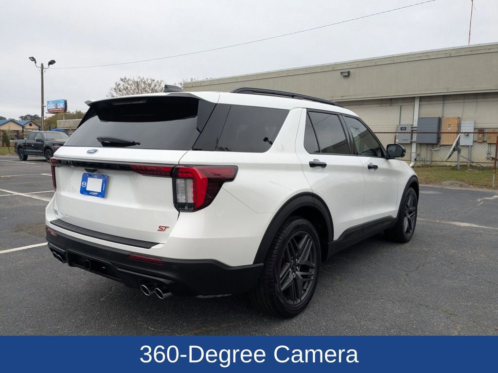 Certified 2026 Ford Explorer ST w/ Sun And Sound Package image 5