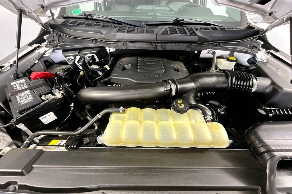 Certified 2022 Ford F150 Lariat AWD/4WD image 9