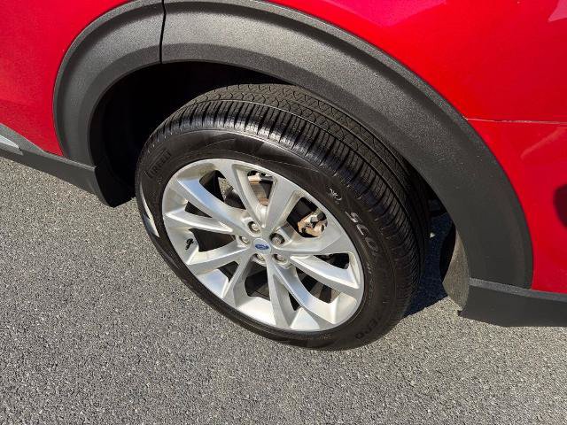 Certified 2023 Ford Explorer Platinum w/ Equipment Group 601A AWD/4WD image 7