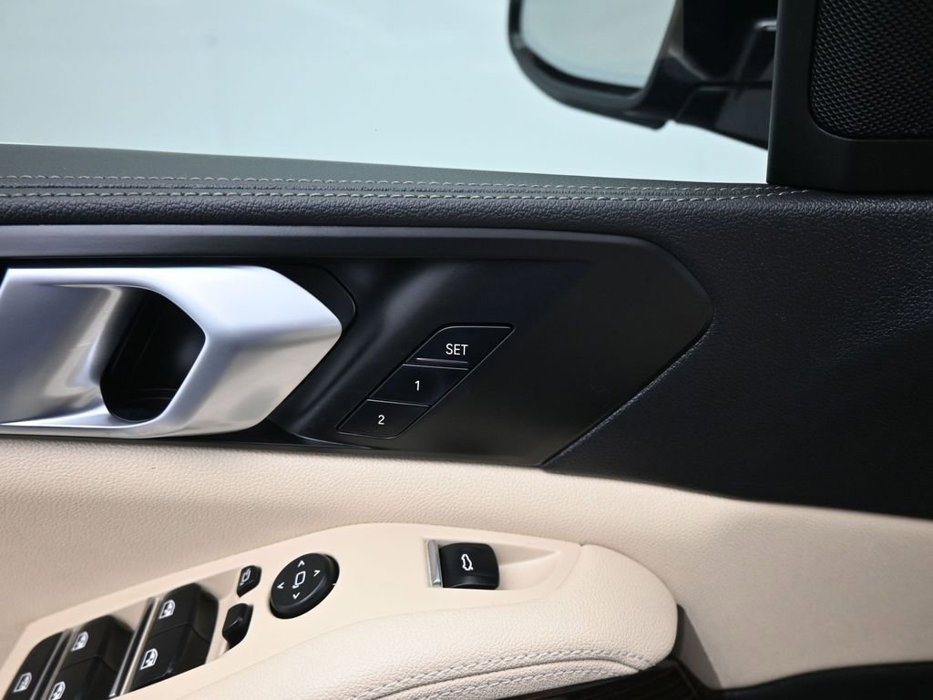 Used 2020 BMW X5 xDrive40i w/ Convenience Package image 39