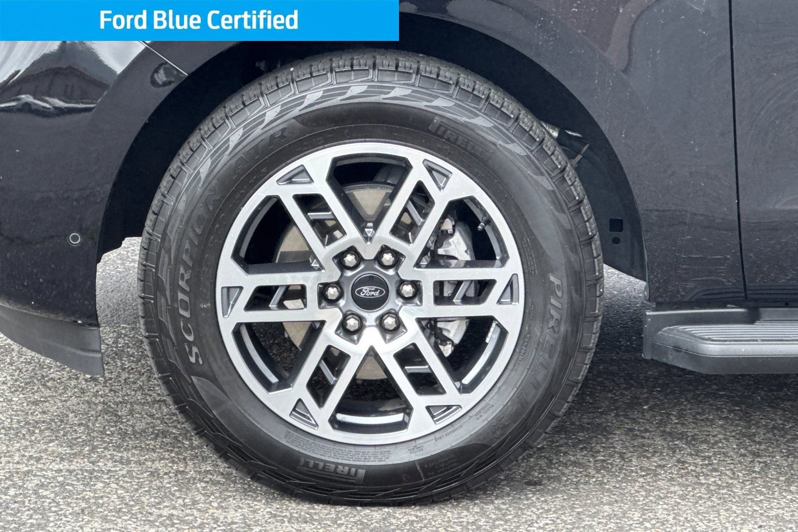 Certified 2025 Ford Expedition Active image 28