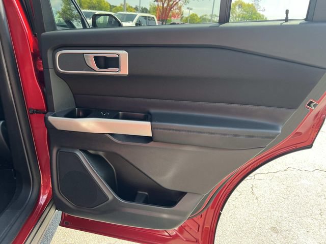 Certified 2020 Ford Explorer XLT w/ Class III Trailer Tow Package AWD/4WD image 39