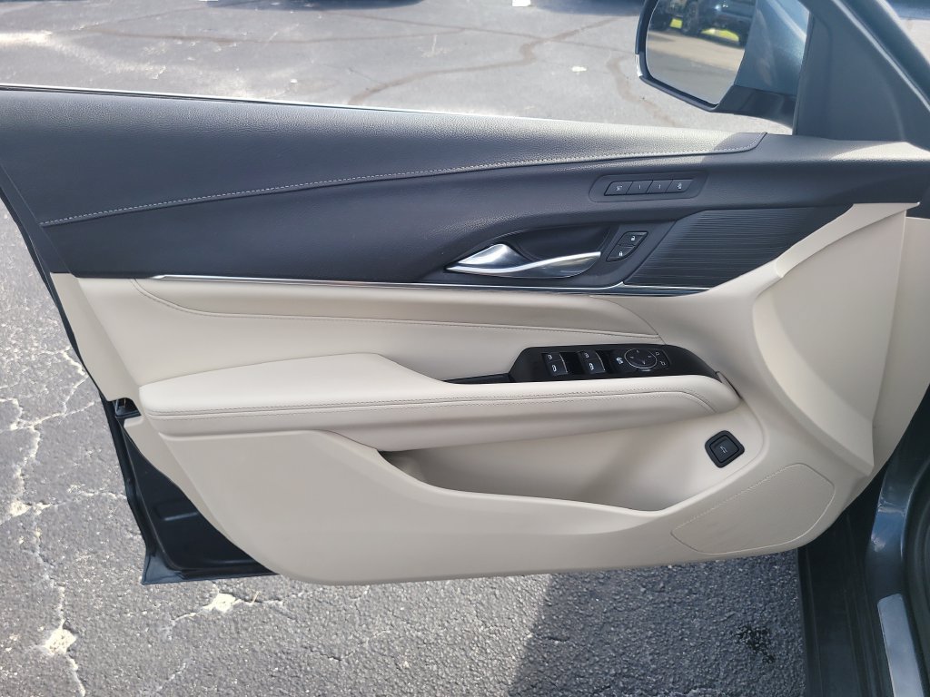 Used 2020 Cadillac CT4 Premium Luxury w/ Climate Package RWD image 13