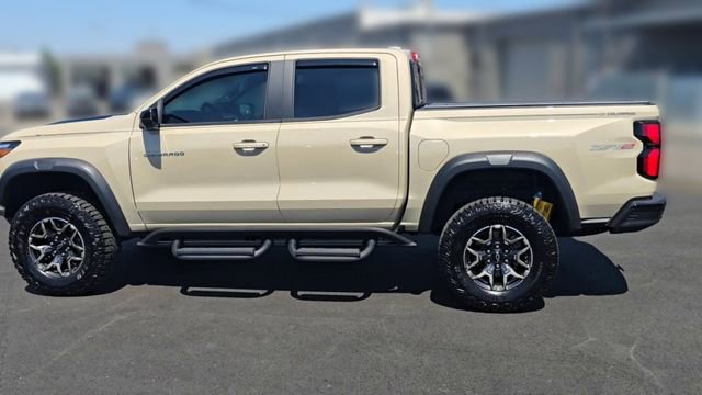 Used 2024 Chevrolet Colorado ZR2 w/ ZR2 Convenience Package III AWD/4WD image 6