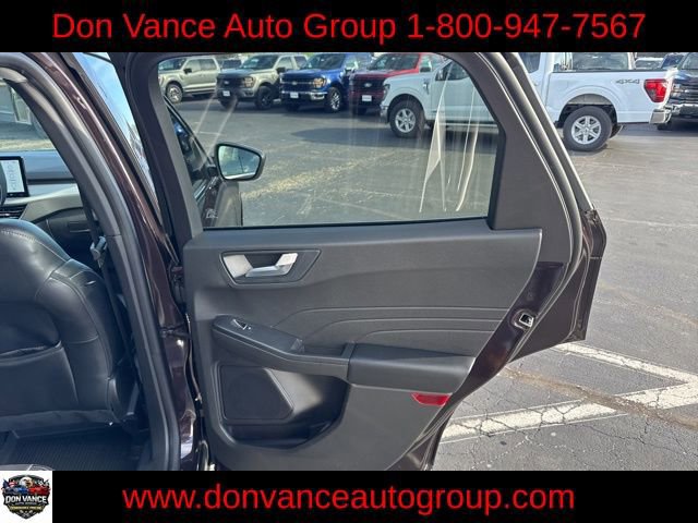 Certified 2023 Ford Escape Platinum image 36