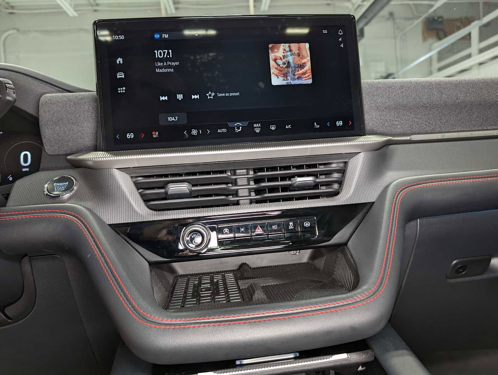 Certified 2025 Ford Explorer ST AWD/4WD image 35