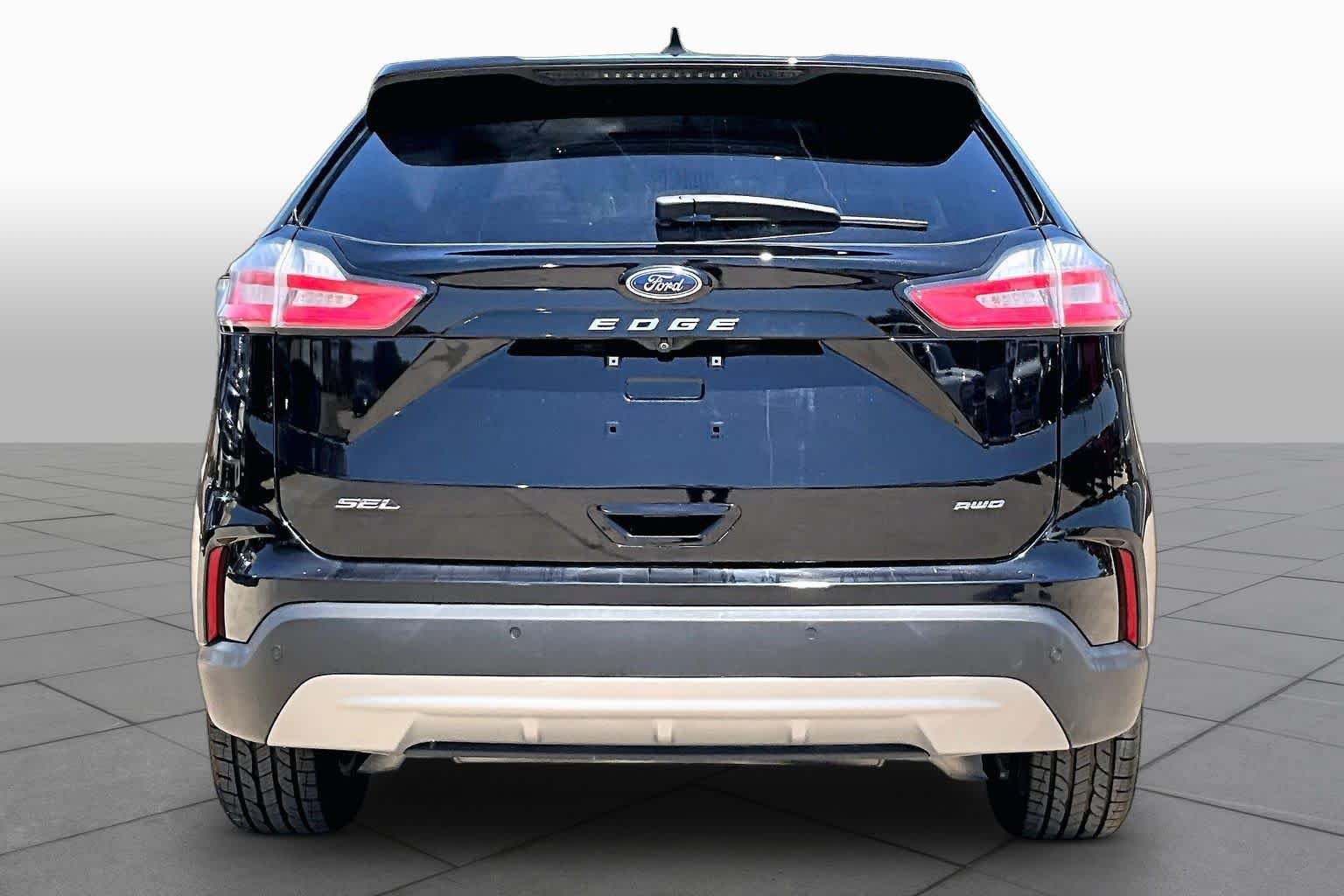 Certified 2022 Ford Edge SEL AWD/4WD image 5