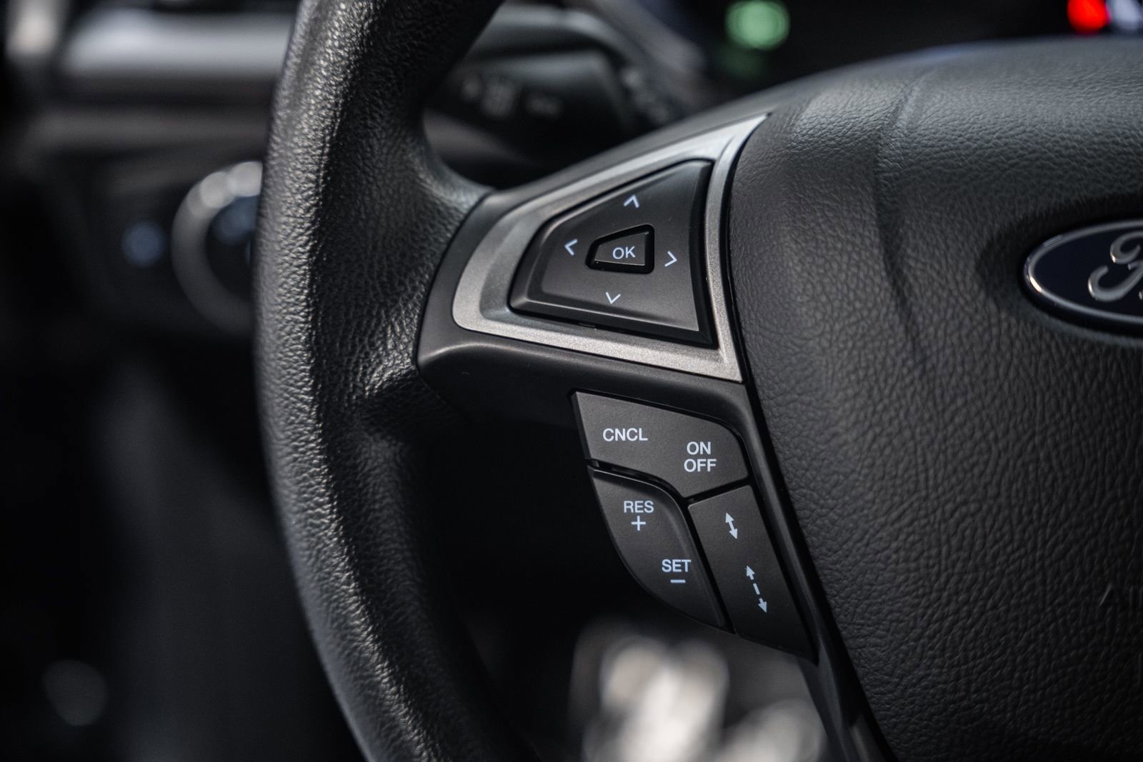 Certified 2020 Ford Fusion SE FWD image 26