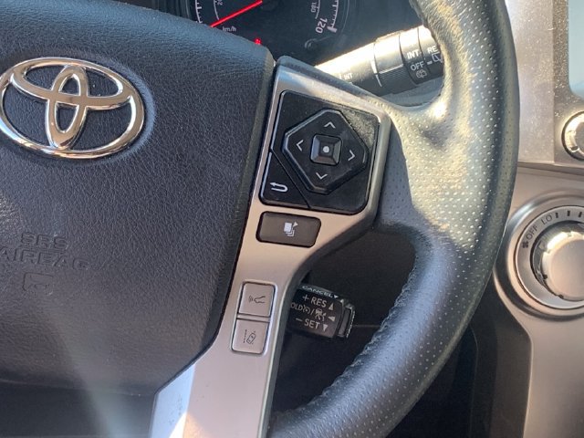 Used 2022 Toyota 4Runner SR5 Premium w/ Moonroof Package AWD/4WD image 17