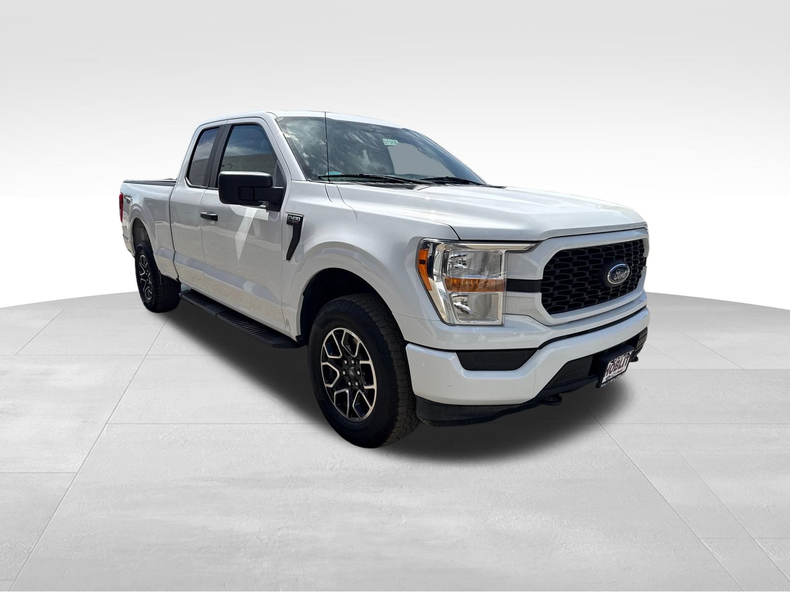 Certified 2022 Ford F150 XL w/ STX Appearance Package AWD/4WD image 7