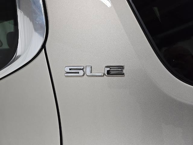 Used 2017 GMC Acadia SLE image 34