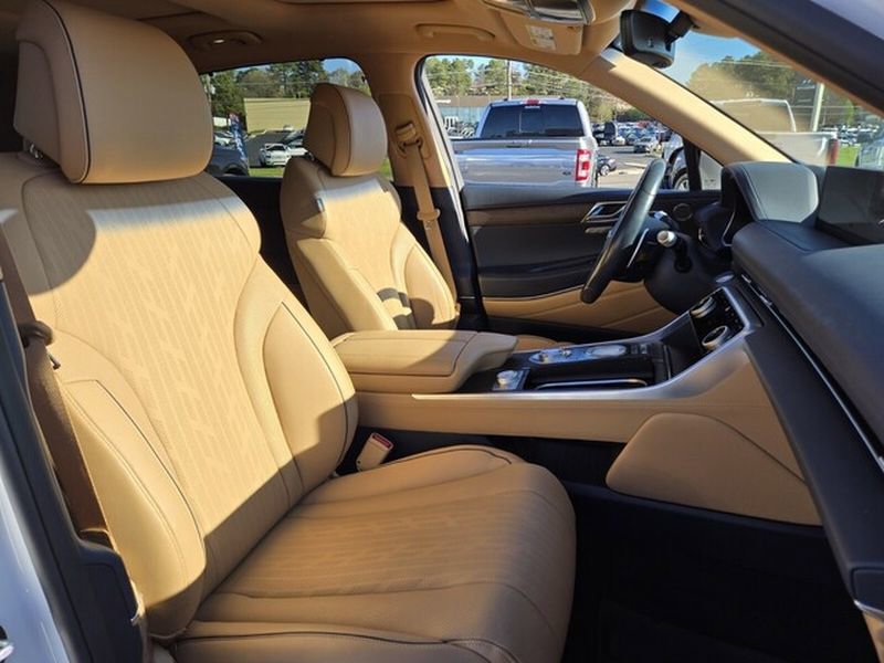 Used 2021 Genesis GV80 2.5T w/ Prestige Package 04 image 22