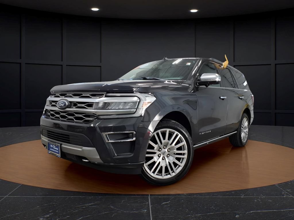 Certified 2023 Ford Expedition Platinum AWD/4WD image 3