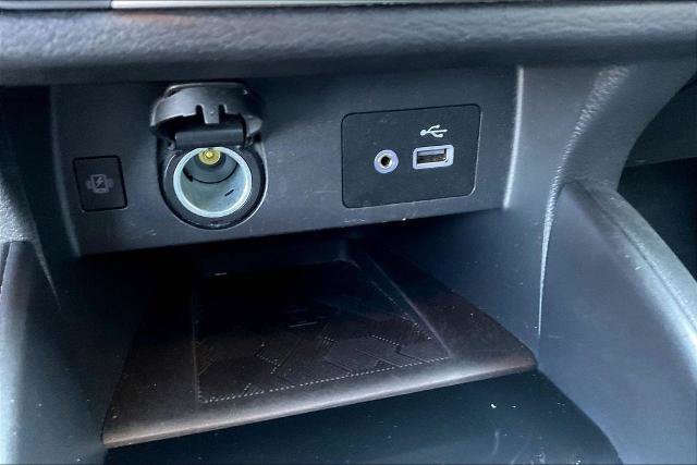 Used 2025 Nissan Versa SV FWD image 15