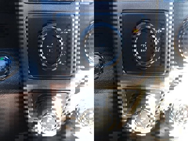 Certified 2018 Ford F150 Raptor w/ Equipment Group 802A Luxury image 13