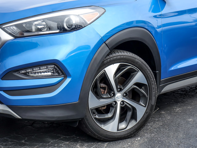 Used 2017 Hyundai Tucson Sport w/ Cargo Package AWD/4WD image 3