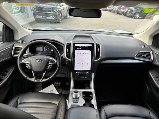 Certified 2024 Ford Edge SEL w/ Convenience Package AWD/4WD image 16