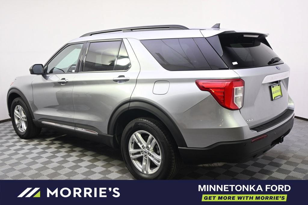 Certified 2023 Ford Explorer XLT w/ Class IV Trailer Tow Package AWD/4WD image 3