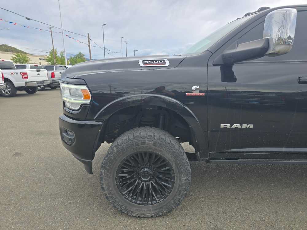 Used 2022 RAM 3500 Laramie AWD/4WD image 6